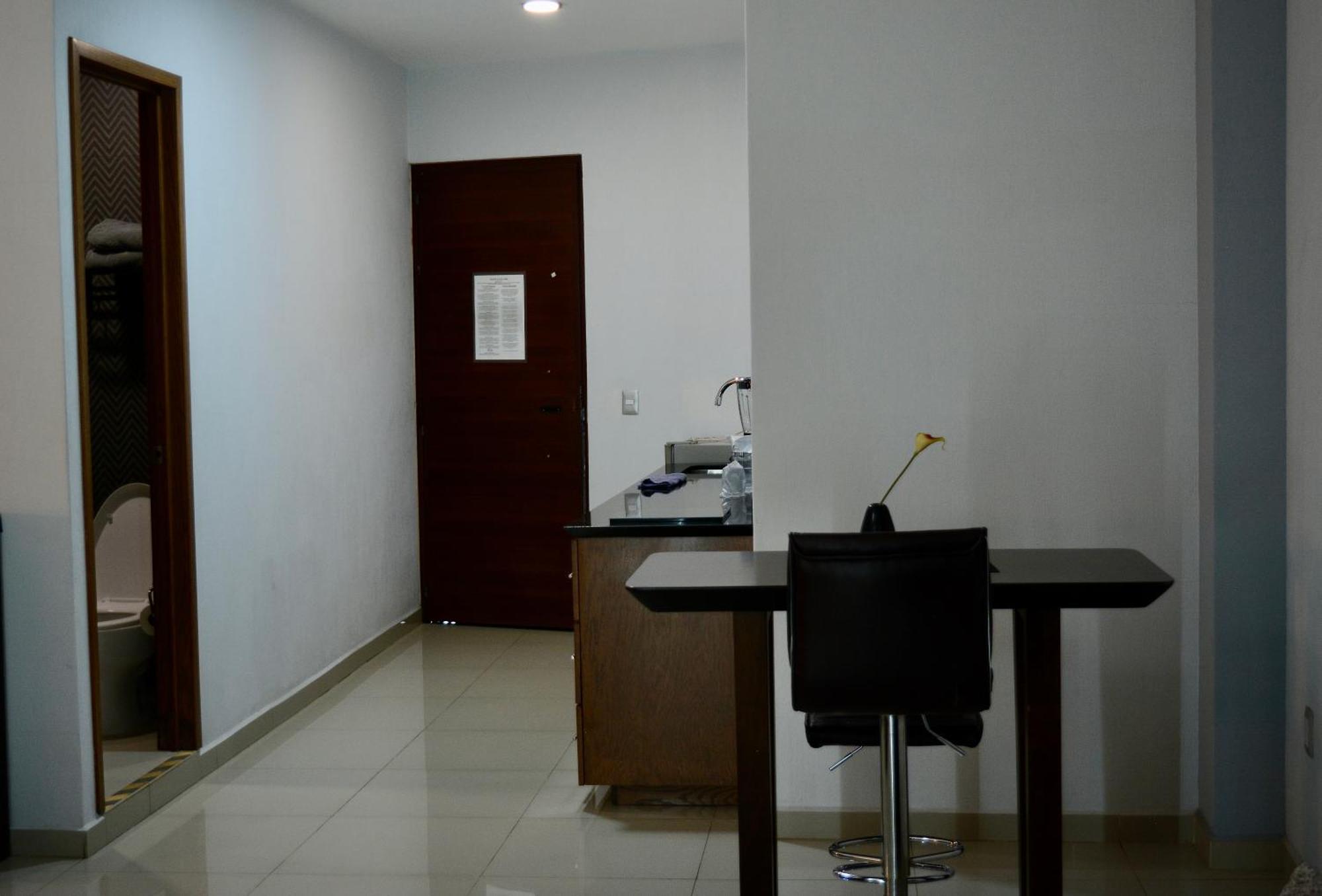 Suites La Gloria Alojamiento Independiente Tepatitlán de Morelos Exterior foto
