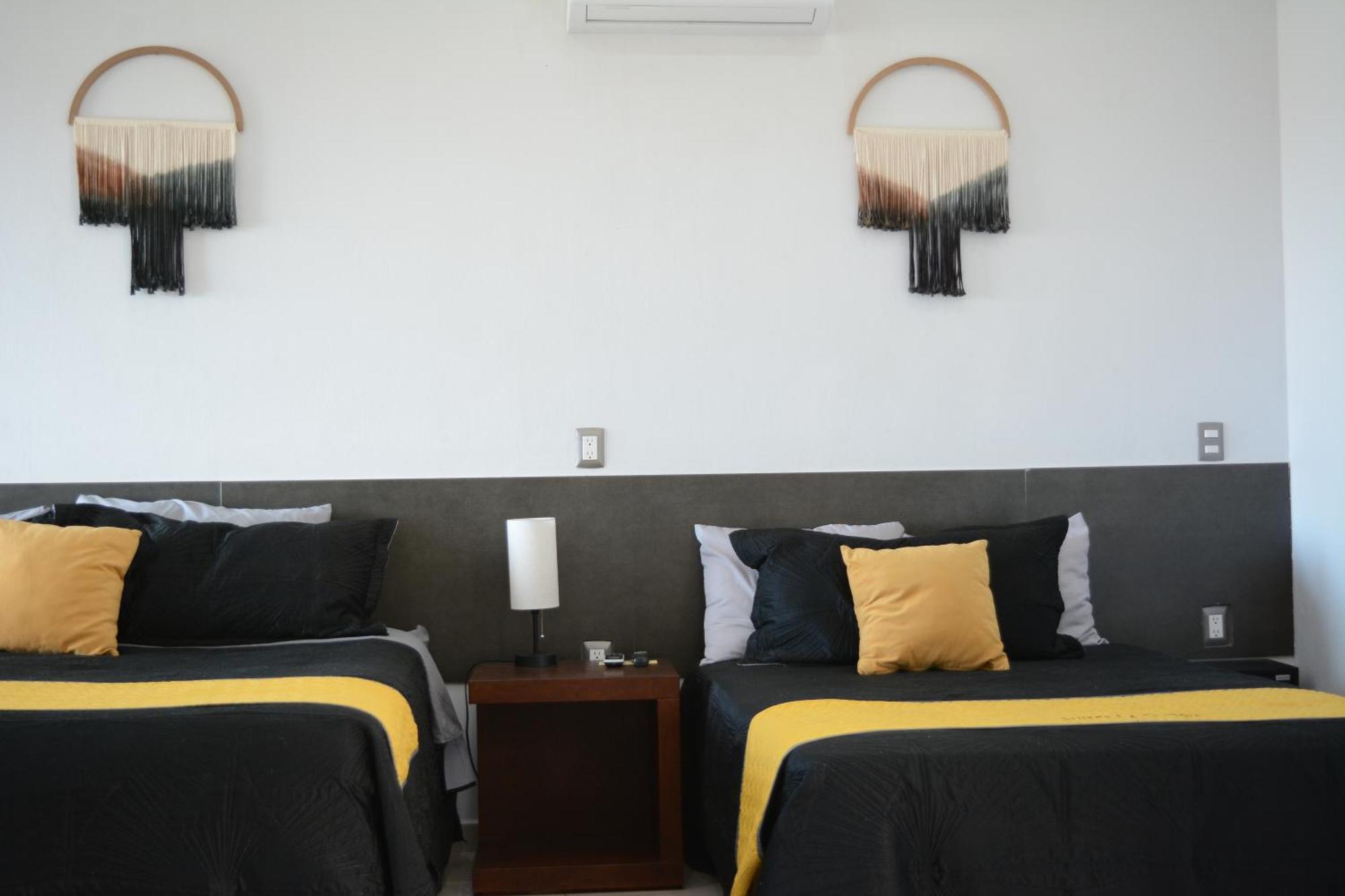 Suites La Gloria Alojamiento Independiente Tepatitlán de Morelos Exterior foto